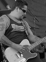 El Hefe (guitar, vocals)